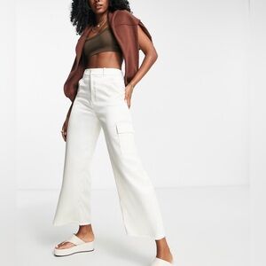 Stradivarius satin tailored cargo pants in ecru - Size US 6, EUR 38